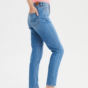 NWT American Eagle Stretch Mom Jeans